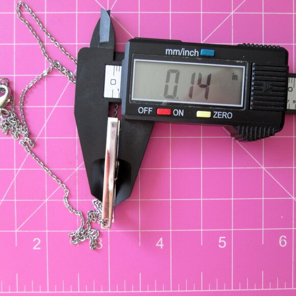 ZOPPINI Stainless Steel Pendant Necklace Heart Cutout Clothespin - Picture 12 of 16